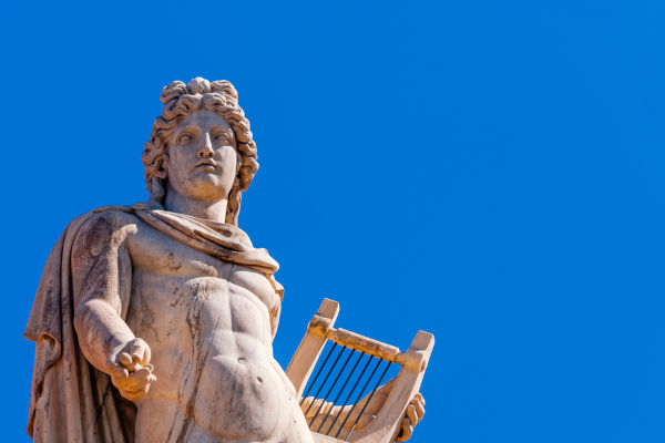 Apolo, conhecido como deus do Sol, foi um dos deuses mais venerados na GrÃ©cia Antiga.