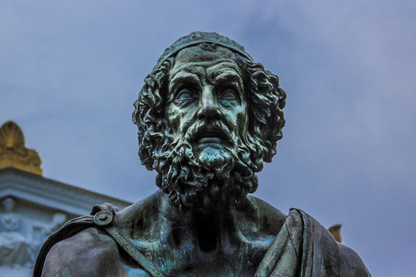 Homero foi considerado o responsável pela compilação de “Ilíada” e “Odisseia”, dois poemas épicos gregos.