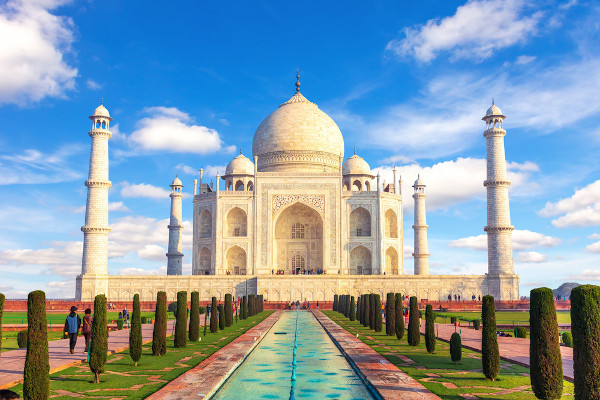 Vista do Taj Mahal, em Agra, na Ãndia.