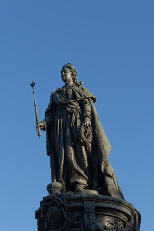 Monumento de Catarina II na PraÃ§a Ostrovsky, na RÃºssia. [1]