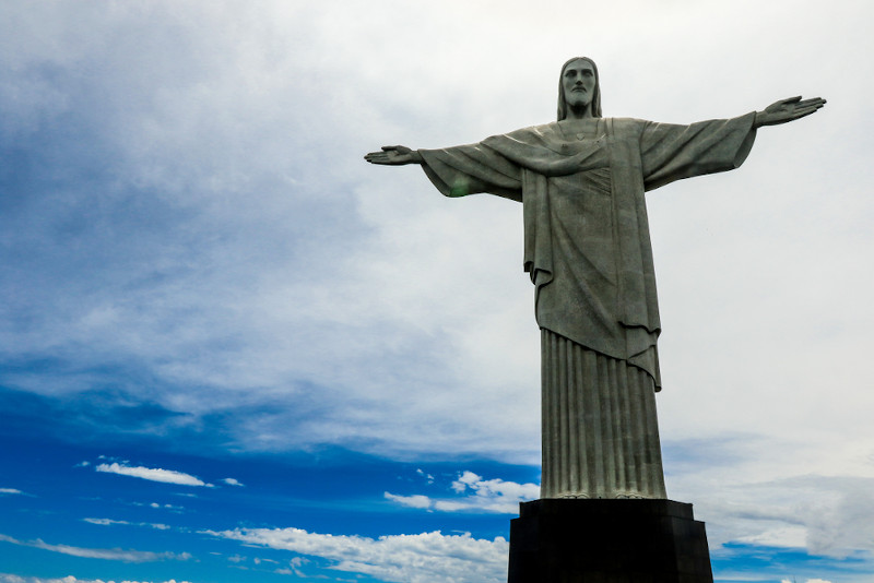 Vista do Cristo Redentor, no morro do Corcovado, no Rio de Janeiro. [1]