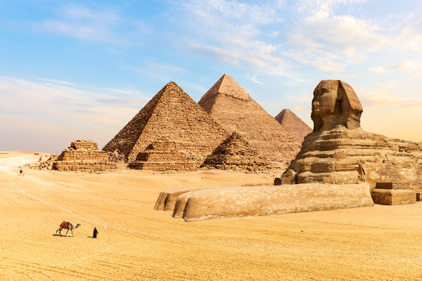 As pirâmides de Gizé e a Grande Esfinge, Egito.