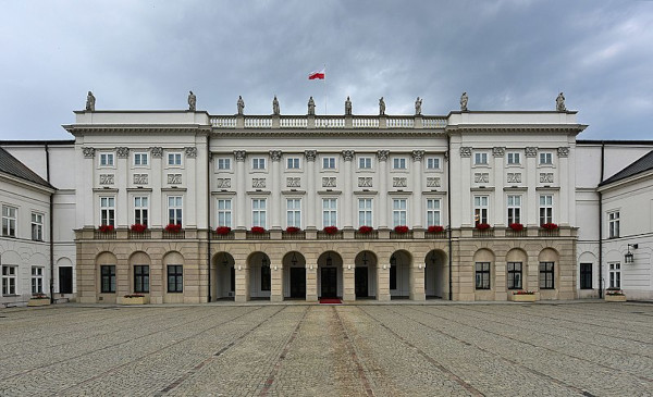 Palácio de Varsóvia, Polônia, onde o Pacto de Varsóvia foi assinado.[1]