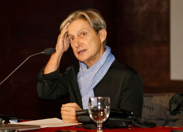 Judith Butler em conferência realizada em Madri, Espanha, 2022.[1]