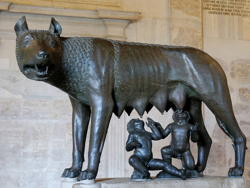 Loba Capitolina amamentando RÃ´mulo e Remo, fundadores de Roma.