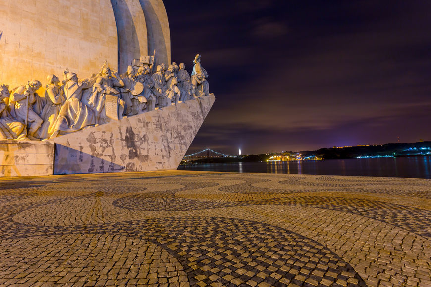 PadrÃ£o dos Descobrimentos, monumento construÃ­do em Lisboa em homenagem ao perÃ­odo das Grandes NavegaÃ§Ãµes.