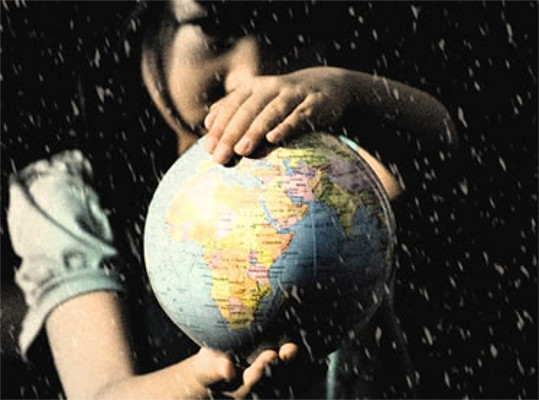 História Contemporânea A diminuição do tempo e da distância marca singularmente o mundo contemporâneo