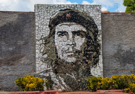 Che Guevara Che Guevara: de revolucionário a ícone da indústria cultural
